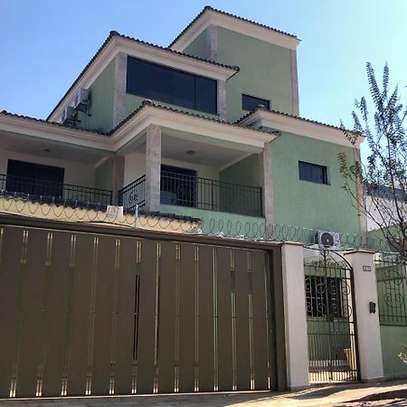 Hospedagem Oliveira Vaz Lobo Apartment Mococa Exterior photo