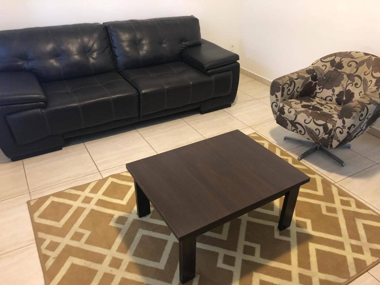 Hospedagem Oliveira Vaz Lobo Apartment Mococa Exterior photo